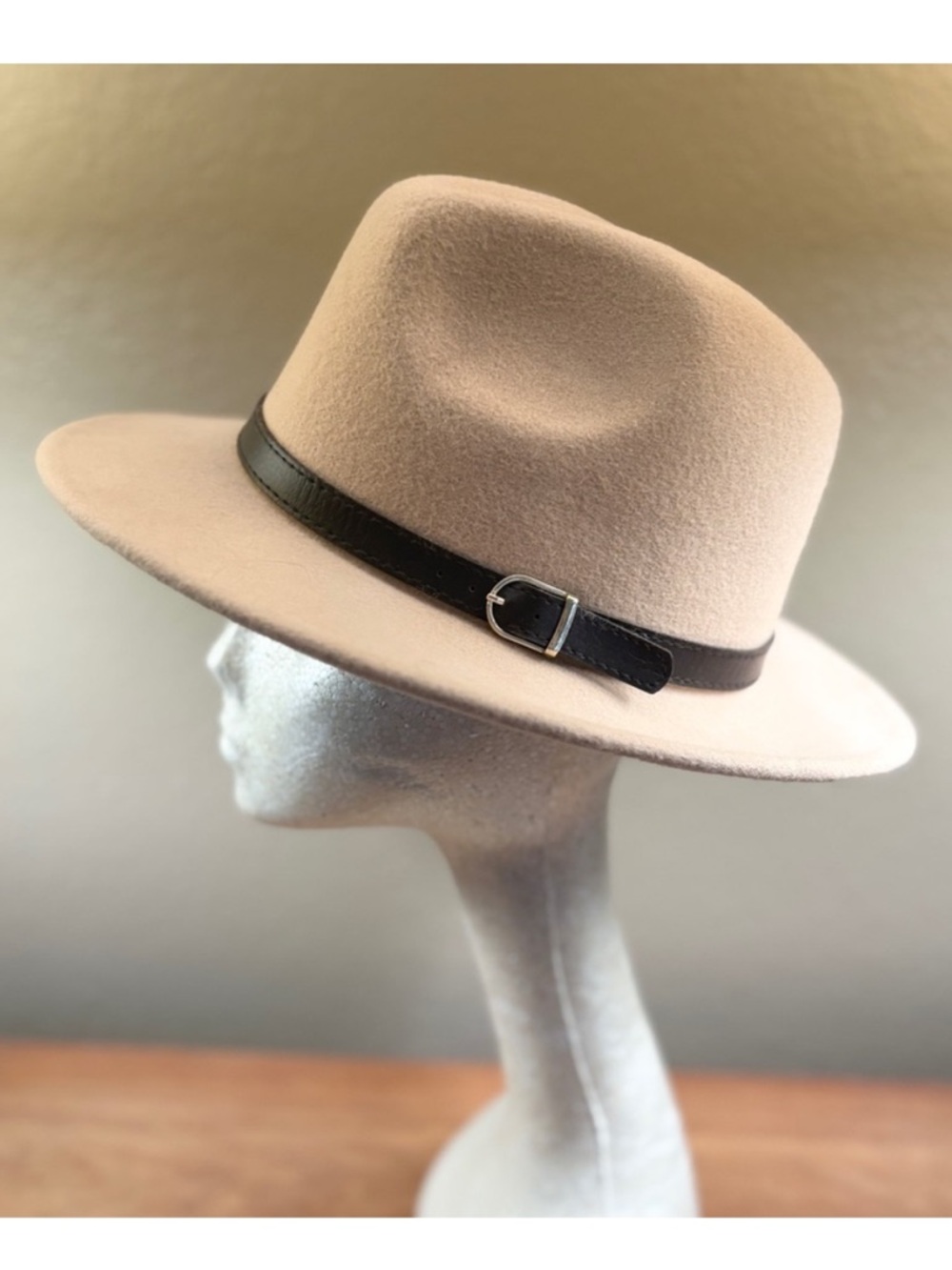 Unisex 100% Wool Fedora Hat Beige with Brown faux Leather Band